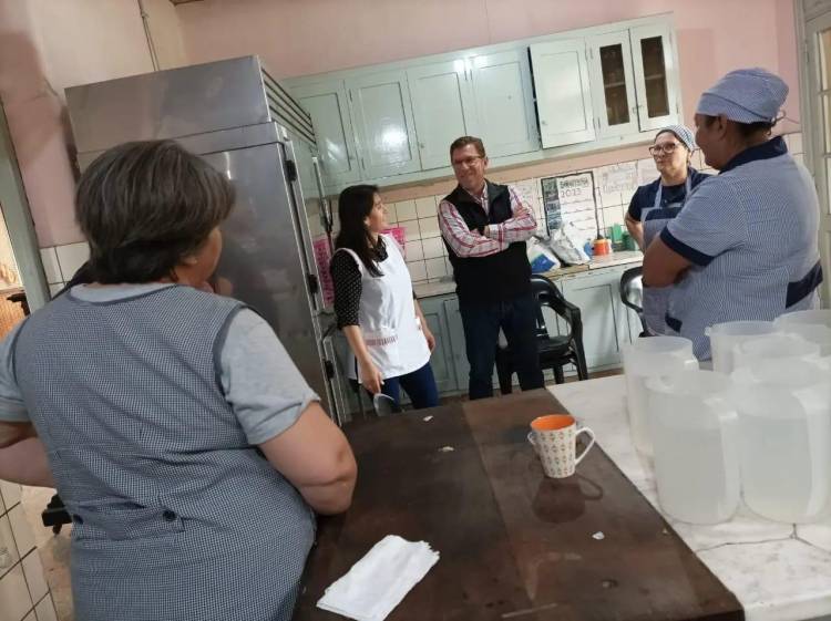 Rodrigo Borla visitó Gobernador Crespo, San Martín Norte y Ramayon