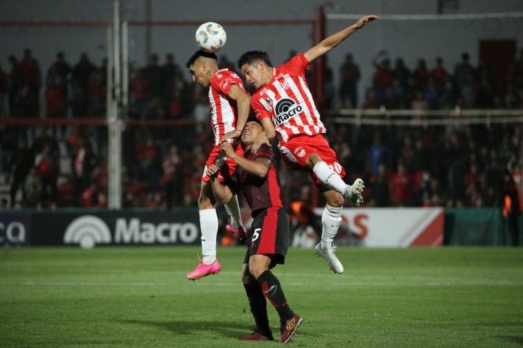 Colón que ganaba, cayó en Alta Córdoba ante Instituto