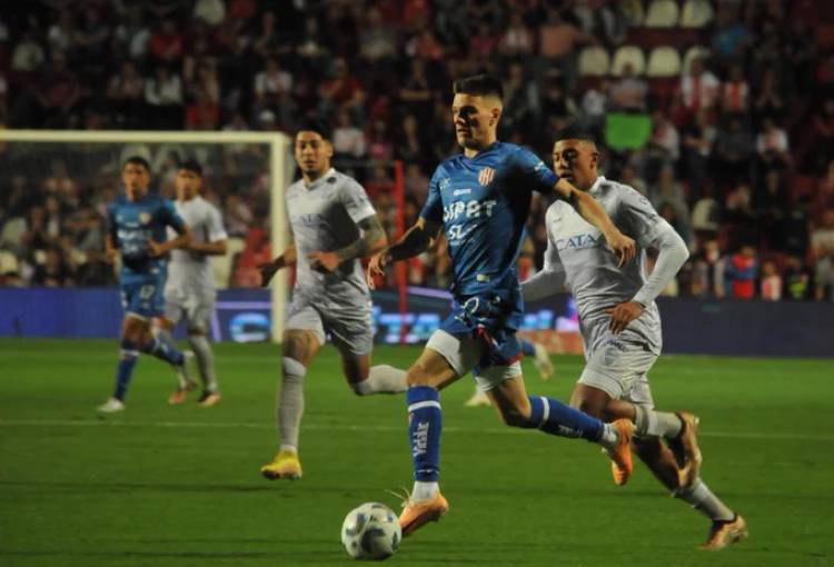 Unión empató sin goles con Godoy Cruz en Santa Fe