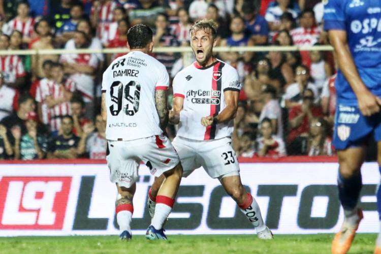 Duro golpe para Unión, goleado por Newell´s en Santa Fe