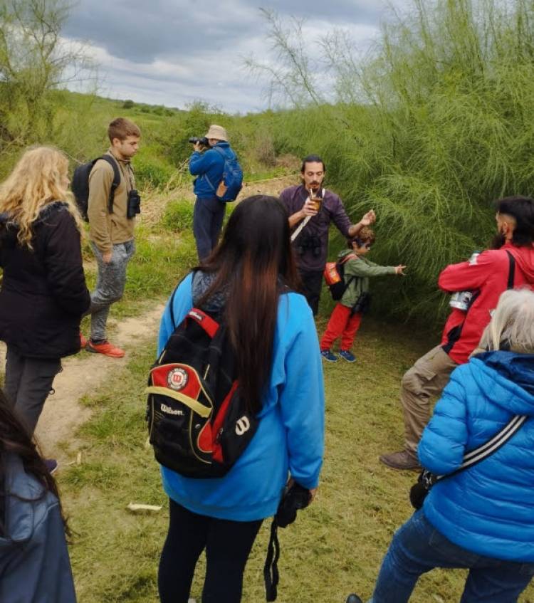 La Municipalidad organizó un paseo pedestre y recorrido guiado con avistajes de aves.