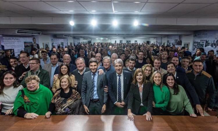 Felipe Michlig asumió su 4to. mandato como presidente de la UCR