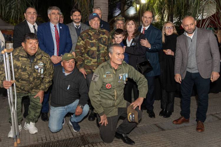 Pullaro encabezó la Gala musical por el 214° aniversario de la Revolución de Mayo