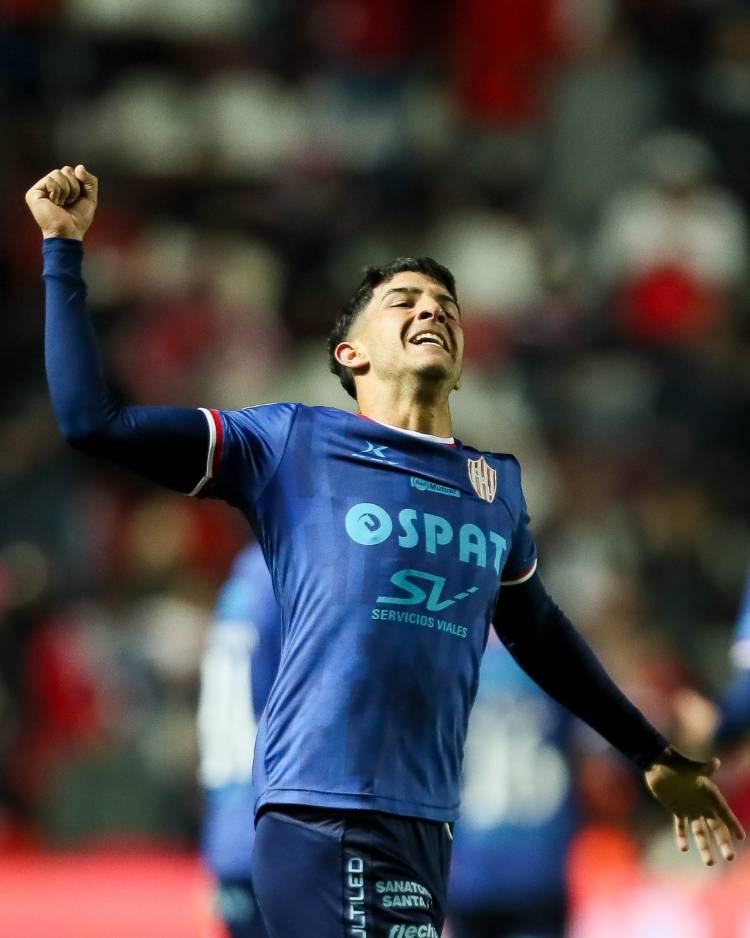 El Tate ganó en Santa Fe y es puntero de la Liga