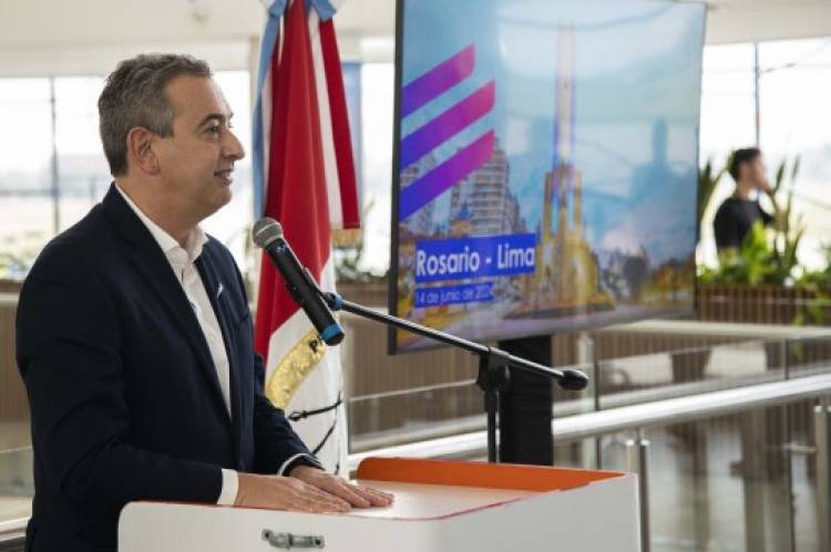 Rosario recupera la conectividad aérea con Lima