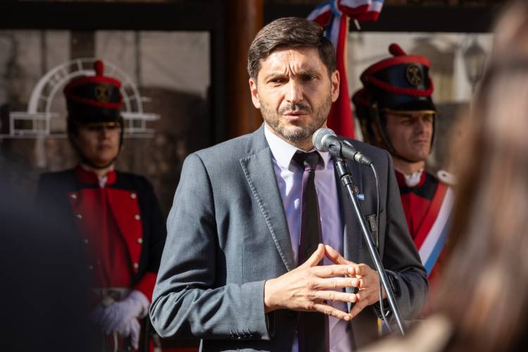 Pullaro encabezó el homenaje al Brigadier Estanislao López