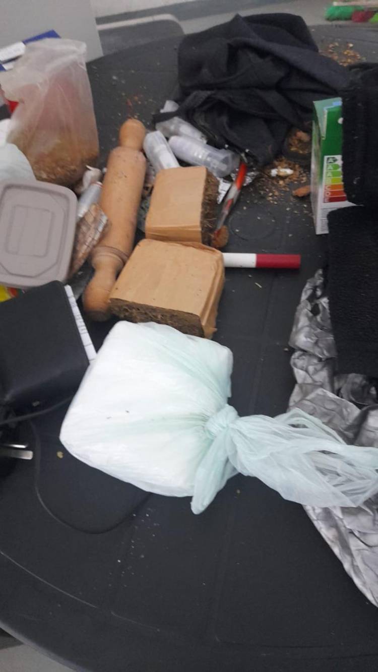Penal de Coronda: Un agente penitenciario fue detenido cuando intentaba ingresar cocaína y marihuana