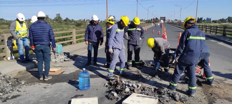 Se normalizó la circulación en el puente carretero