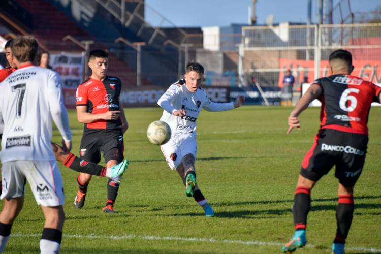 Colón sumó otra derrota ante Patronato de Paraná