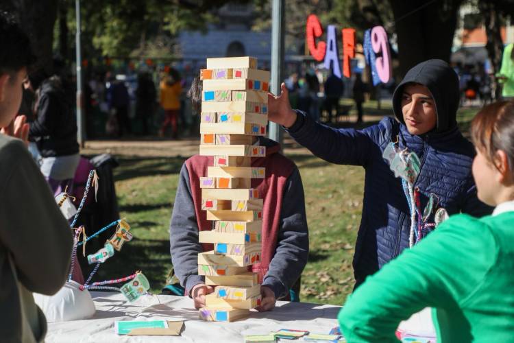 “Santa Fe Acá” llevó servicios, políticas públicas y espectáculos a Plaza España
