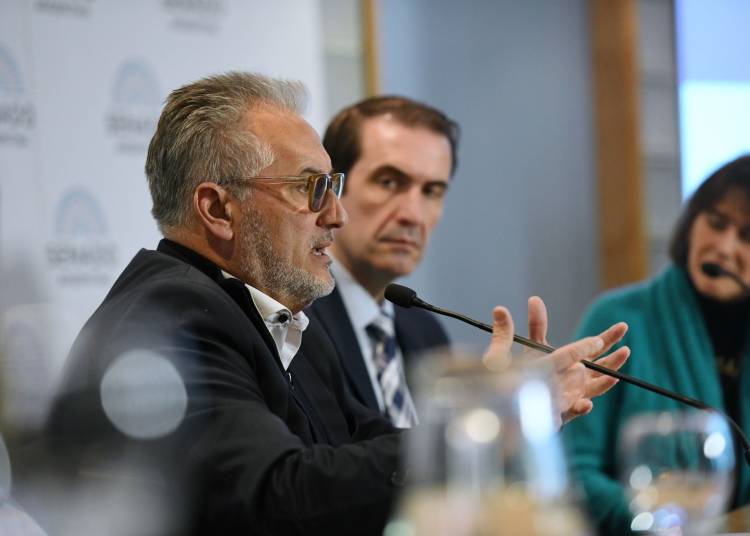 Lewandowski presentó la Ley de Inversiones Productivas: "La salida de la Argentina es con industrialización, valor agregado en origen y creación de trabajo"