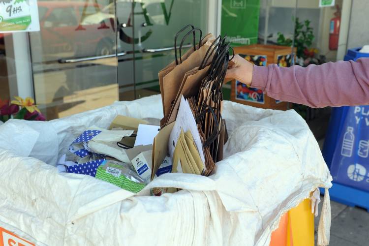 Se suma un nuevo Eco Canje en el marco del Compromiso por una Santa Fe + Limpia