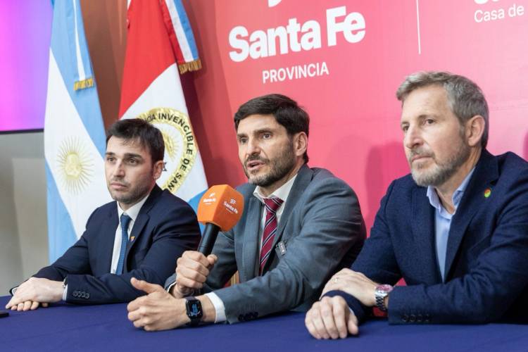 Pullaro sobre el proyecto de reforma previsional: “Los sueldos políticos son los que más van a pagar”