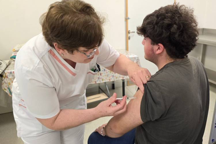 Objetivo Dengue: Provincia inició la estrategia de vacunación en el departamento General Obligado