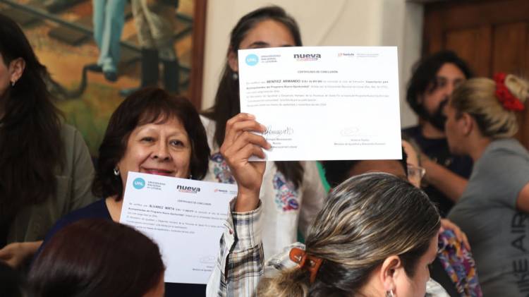 Nueva Oportunidad: finalizó la formación a los acompañantes del programa provincial