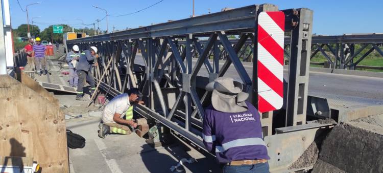 Comenzó el retiro del puente bailey del carretero