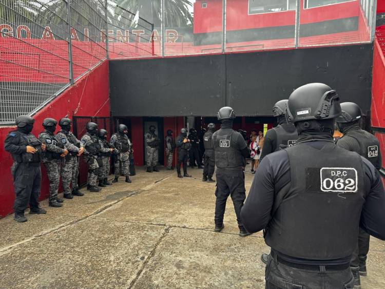 Brindan información sobre el cambio en el sistema de requisa en los estadios de fútbol