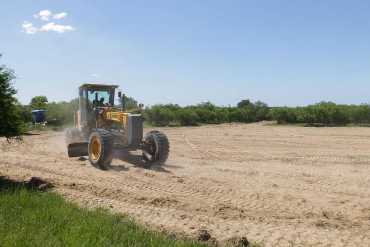 La Municipalidad comenzó los trabajos de recuperación en la Playa Los Alisos