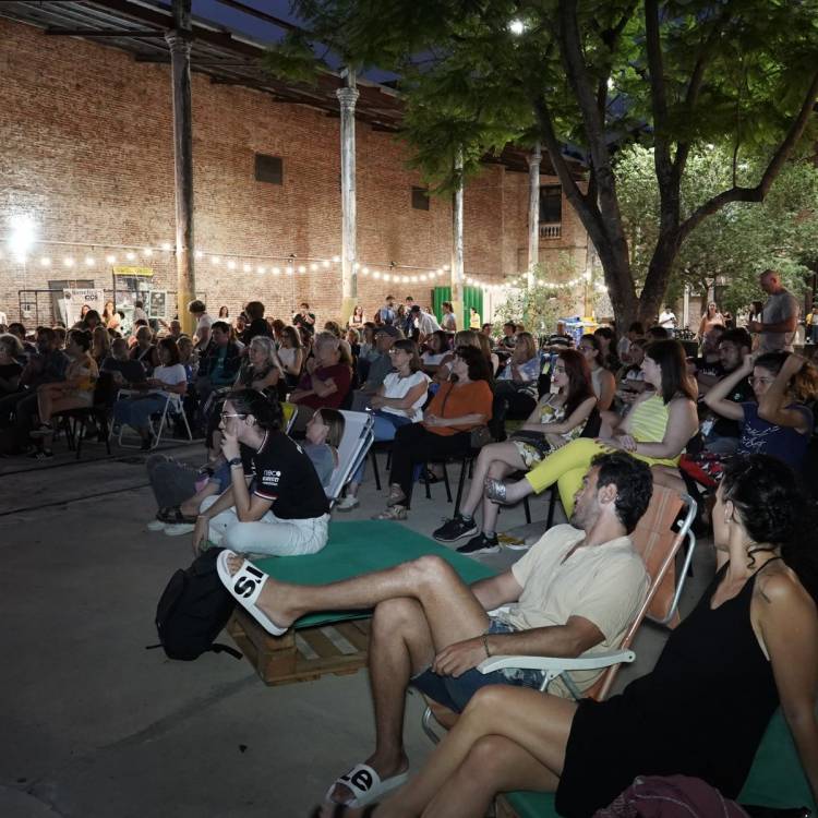 El ciclo de Cine Bajo las Estrellas vuelve en enero y febrero al Mercado Progreso