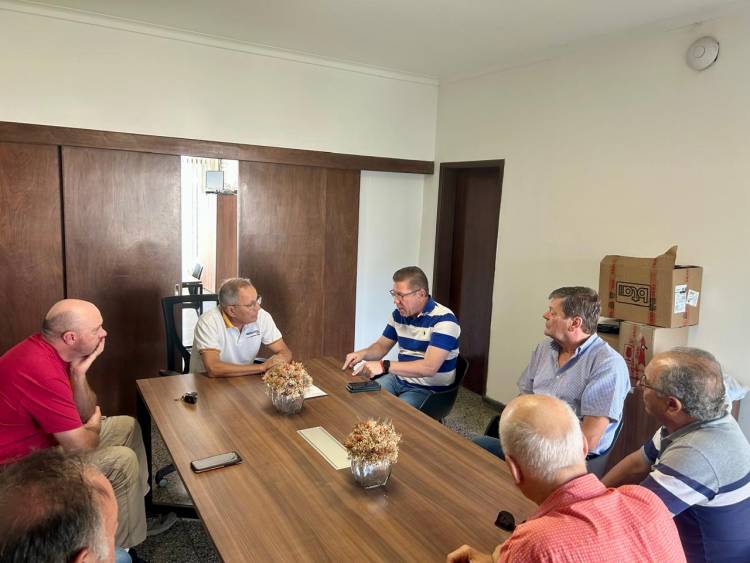 Borla se reunió con el consorcio camionero de San Justo