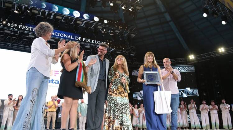 Rueda: “Tenemos la decisión política, encabezada por el gobernador Maximiliano Pullaro, de continuar con las políticas culturales”