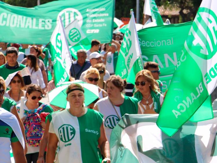 ATE también aceptó la propuesta salarial del gobierno santafesino