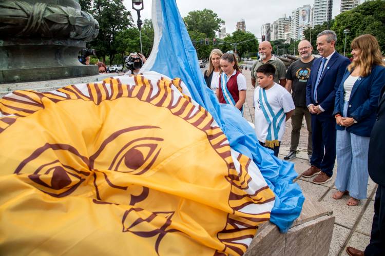 Javkin: «El legado del tricentenario será devolvernos la grandeza y mirar al futuro»