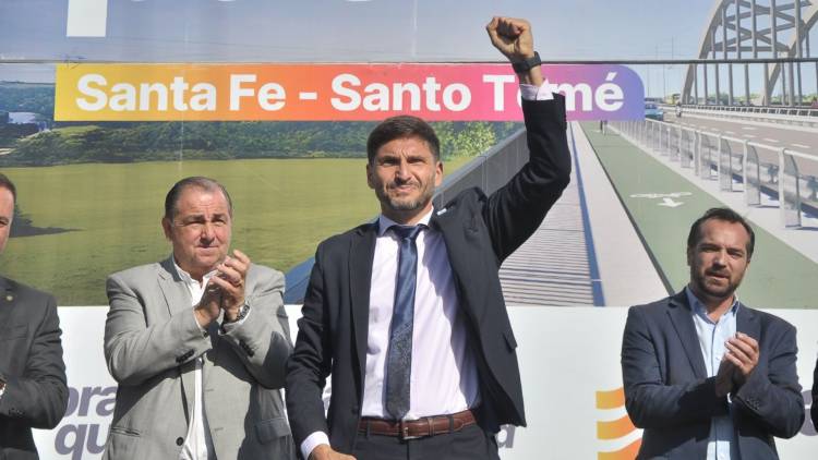 Pullaro: “Con honestidad, austeridad y eficiencia llegamos poner en marcha la obra del nuevo puente Santa Fe-Santo Tomé”
