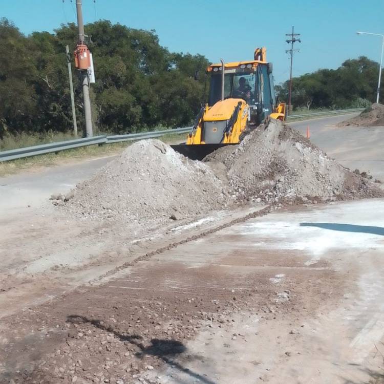 El municipio continúa trabajando en la reparación del puente de acceso a Colastiné Sur