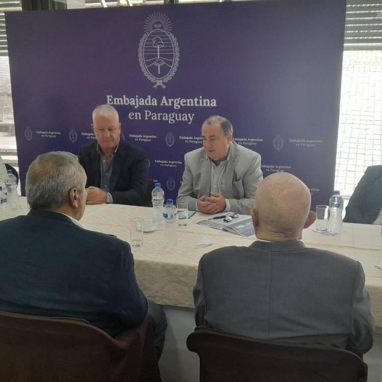Programa ILEX: Poletti se reunió con empresarios paraguayos para fortalecer lazos comerciales con Santa Fe