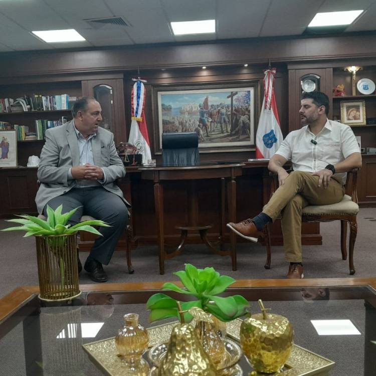 Poletti firmó un acuerdo de hermanamiento y cooperación con su par de Asunción