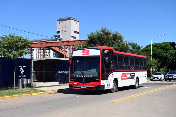 La línea 9 de colectivos comenzó a prestar servicio dentro del Puerto