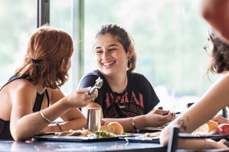 El Comedor Universitario abrió una nueva temporada