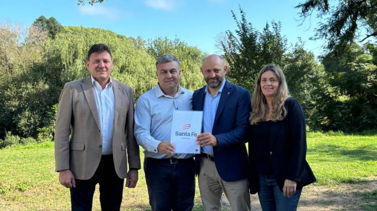 Infraestructura turística: Provincia invierte más de $520 millones en ocho localidades santafesinas