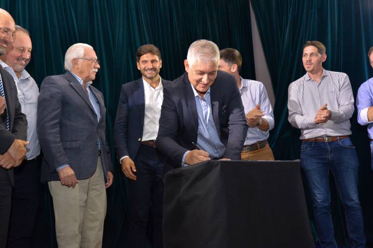 Pullaro y Papaleo anunciaron la semaforización frente al Parque Industrial y el aeropuerto de Sauce Viejo
