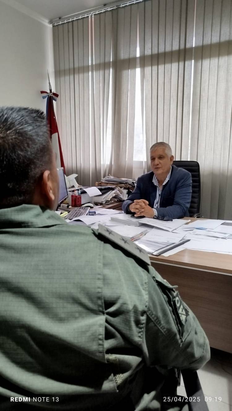 Papaleo recibió a autoridades de Gendarmería para coordinar tareas en Sauce Viejo