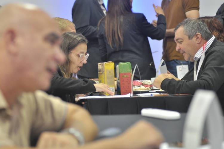 Provincia presenta el concurso "Emprender Santa Fe" para impulsar el empleo, la innovación y el desarrollo