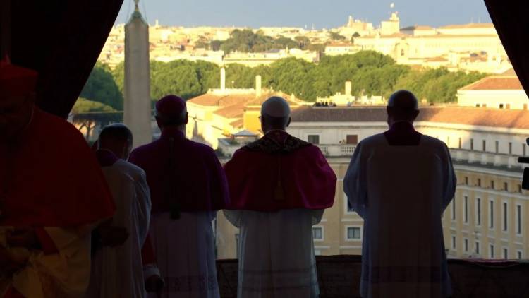 Donald Trump saludó el nombramiento del cardenal estadounidense Prevost como el nuevo papa León XIV