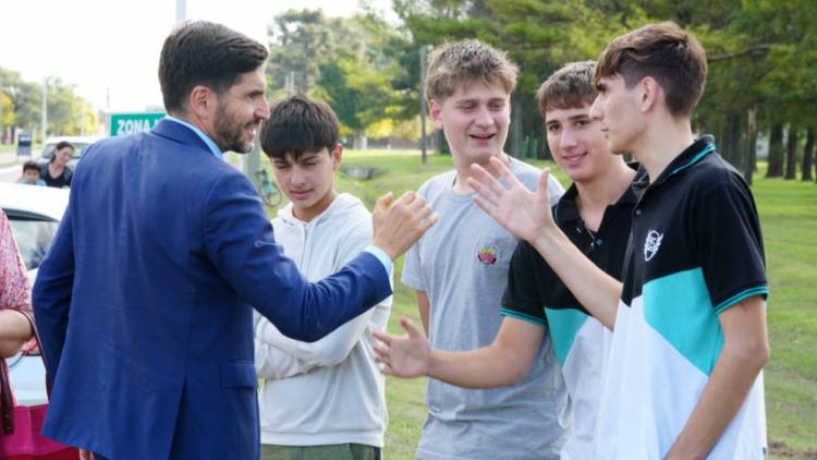 Pullaro entregó viviendas y escrituras en la localidad de Progreso