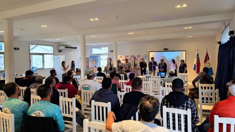 Programa Impulsa: Provincia realizó la segunda capacitación para guías de pesca deportiva