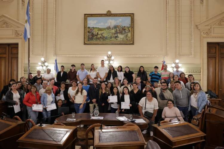Visita de entidades intermedias de San Justo a la Cámara de Senadores