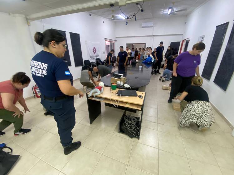 Se realizó una capacitación gratuita en RCP