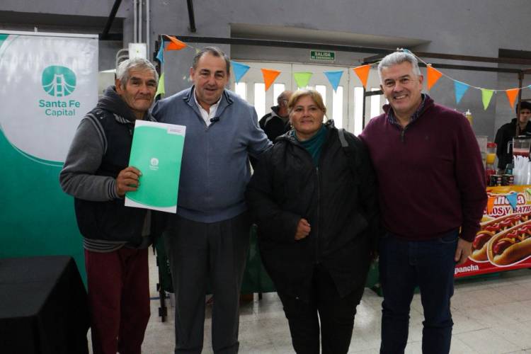 Plan de Regularización Dominial: Municipio y Provincia entregaron nuevas escrituras