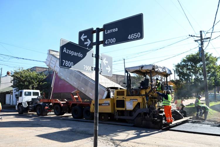 Acuerdo Capital: Poletti recorrió los avances de las obras de avenida Peñaloza y calle Larrea