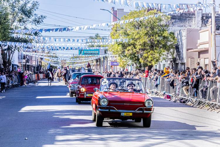 Santo Tomé conmemoró el Día de la Bandera