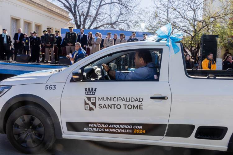 Santo Tomé conmemoró el Día de la Bandera