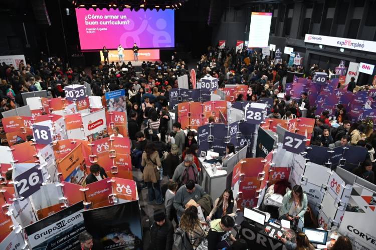 Segunda Expo Empleo en Rosario: más de 7.500 personas participaron de la feria que conecta talentos con oportunidades laborales