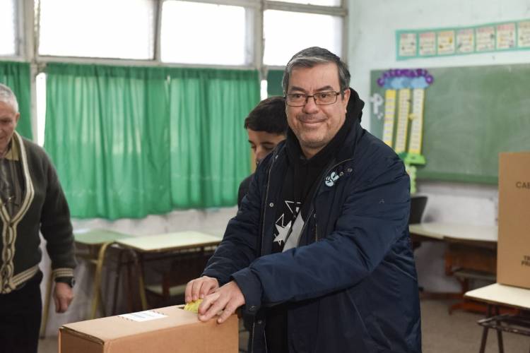 Germán Martinez votó en Rosario