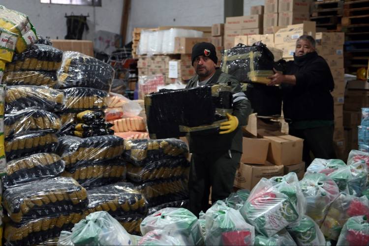 La Municipalidad entregó equipamiento a organizaciones sociales de la ciudad