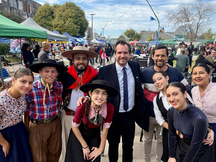 Santo Tomé celebró el Día de la Independencia con un emotivo acto y actividades para toda la comunidad